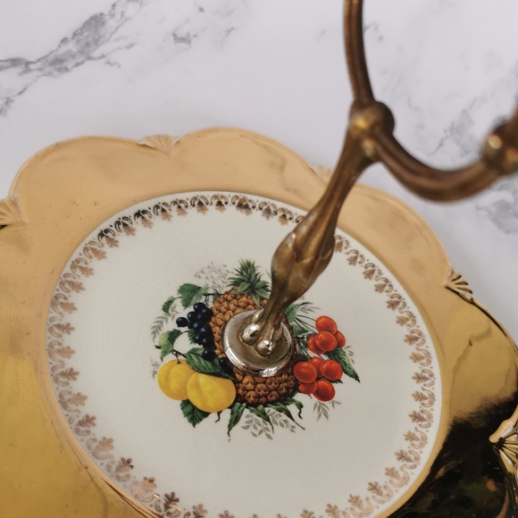 Vintage Royal Winton Gold Cake Plate - Picture 3 of 4